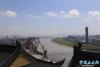 27.招宝山顶远眺甬江出海口，这里是浙东运河的终端，也是唯一出海口。
